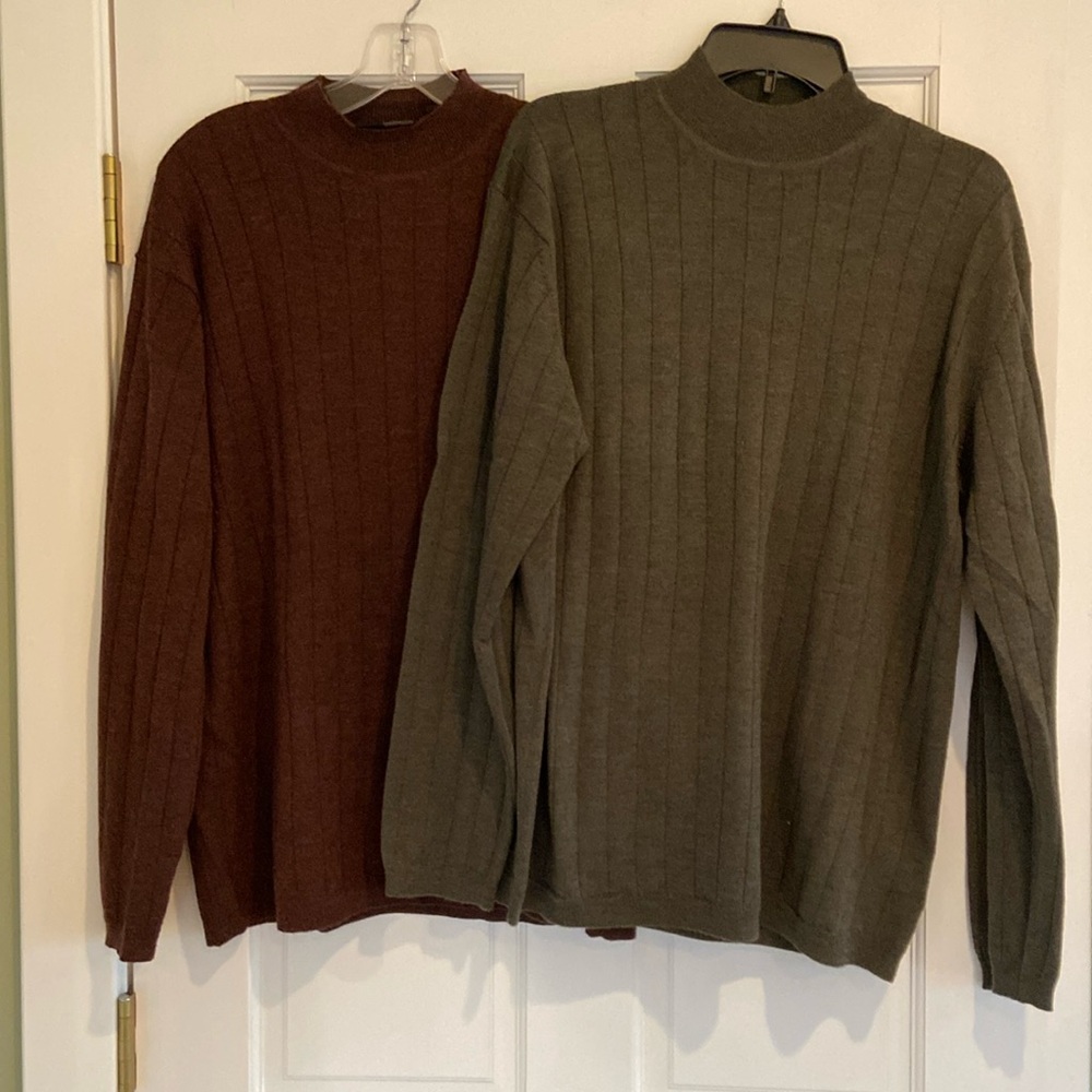 J. Ferrar Mock Neck Sweaters, size Medium